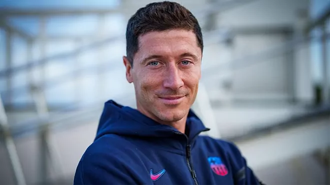 robert lewandowski joins barcelona